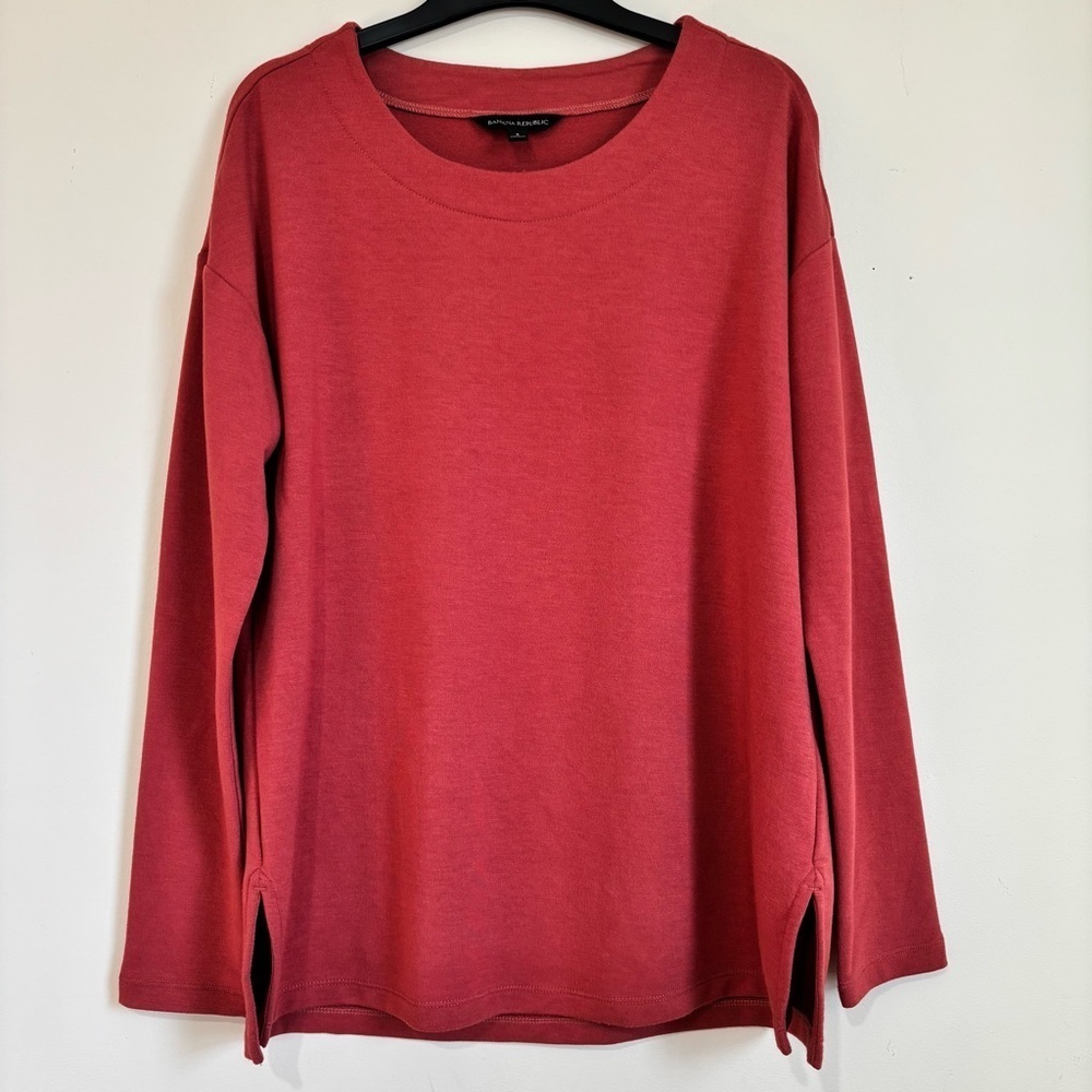 Banana Republic Oversized Coral Long Sleeve Pullover Base Layer Sweatshirt Small